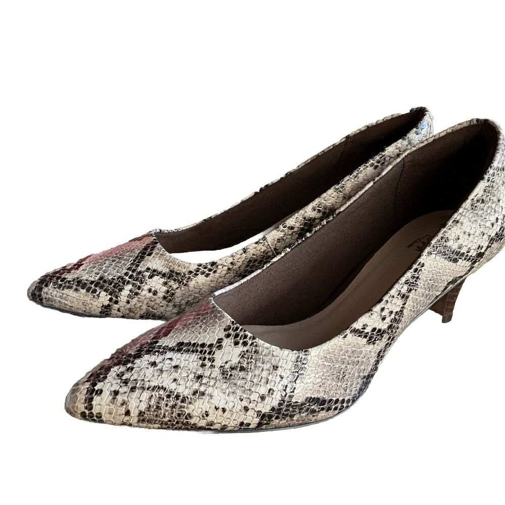 NEW CLARKS Collection Linvale Sage Snakeskin Pumps Heels US 9.5M UltimateComfort